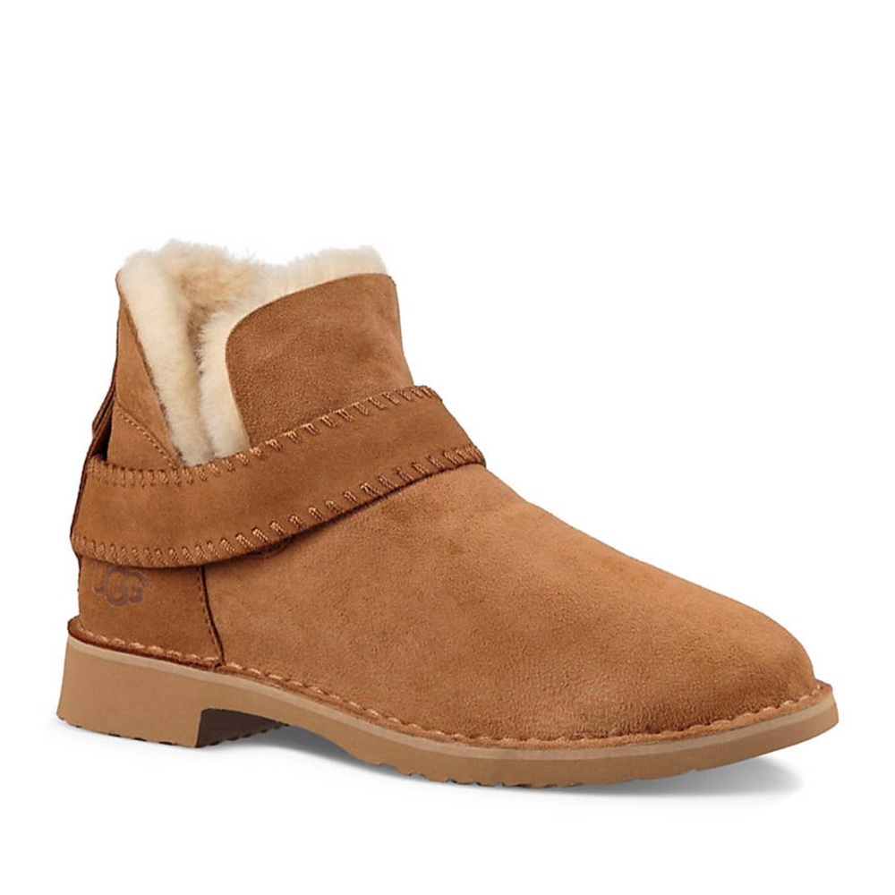 UGG McKay Booties in Chestnut Womens Size 9